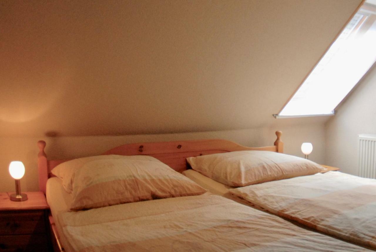 Apartamento Hof Olde Warft Oldenswort Exterior foto